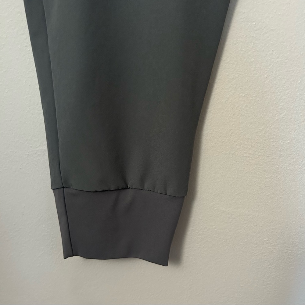 Patagonia Gray Activewear Bottoms - Picture 5 of 9